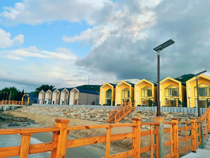 Trải nghiệm không gì sánh bằng khi đến Trân Châu Beach and Resort để thưởng ngoạn một kỳ nghỉ dưỡng đặc biệt