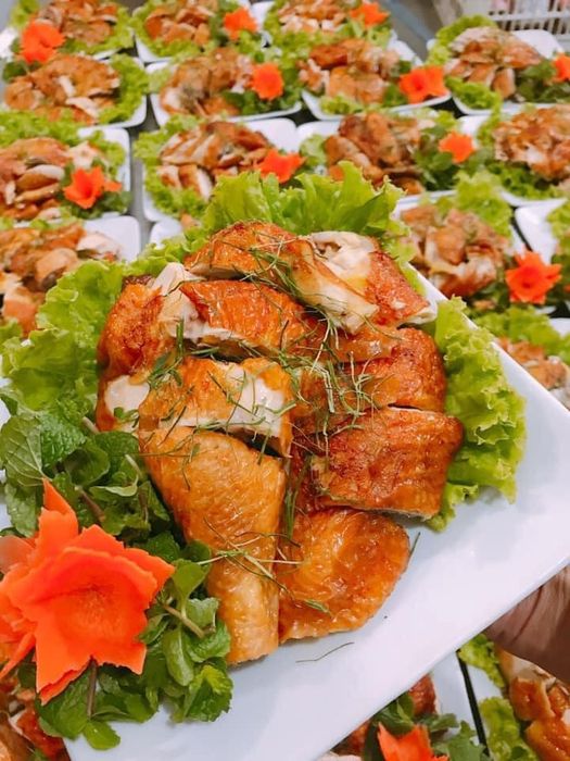 Thưởng thức bữa ăn ngon tại Nhà hàng Đồng Tâm 17