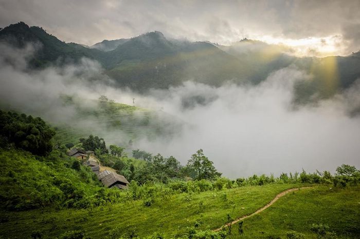 Trải nghiệm 17 tiếng trekking Tà Chì Nhù, gọn gàng, súc tích cho những người yêu thích khám phá