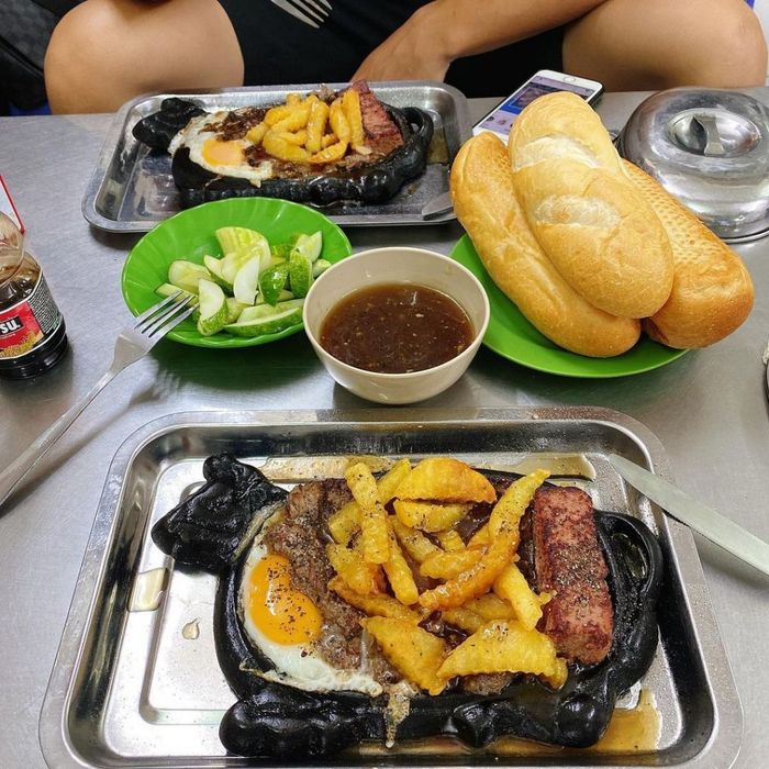 Đến Yên Bái, đừng bỏ lỡ quán Bít Tết Ngon – Trần Phú nhé!