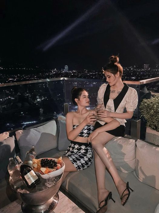 Ngắm cảnh đẹp từ tầng cao OASKY Restaurant & Lounge Vũng Tàu 15