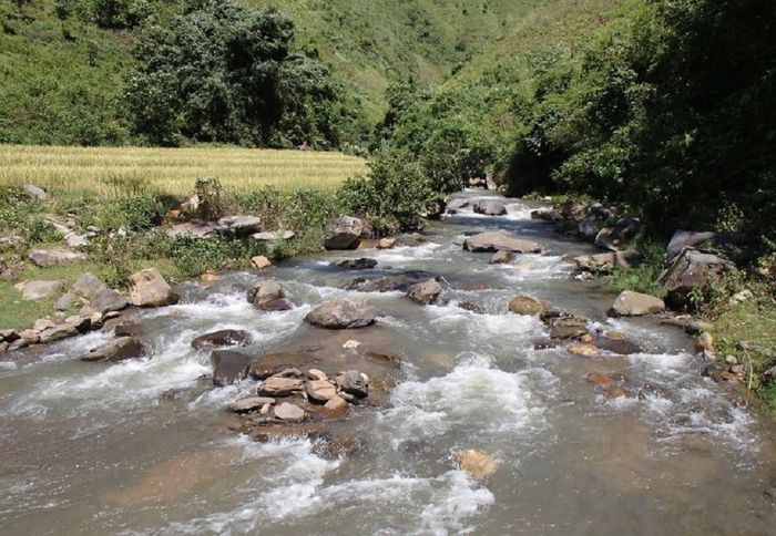 Khám phá Bản Mù - Vượt qua những con đường gian nan trên dốc núi