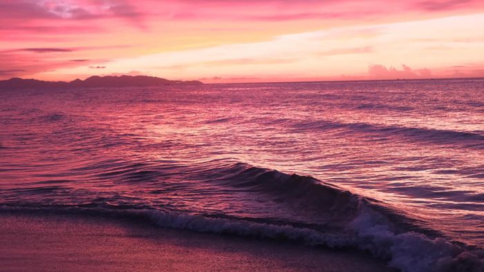 Bình minh trên biển Vũng Tàu đẹp ngỡ ngàng, tạo nên khoảnh khắc kỳ diệu khi đất trời hòa quyện 5