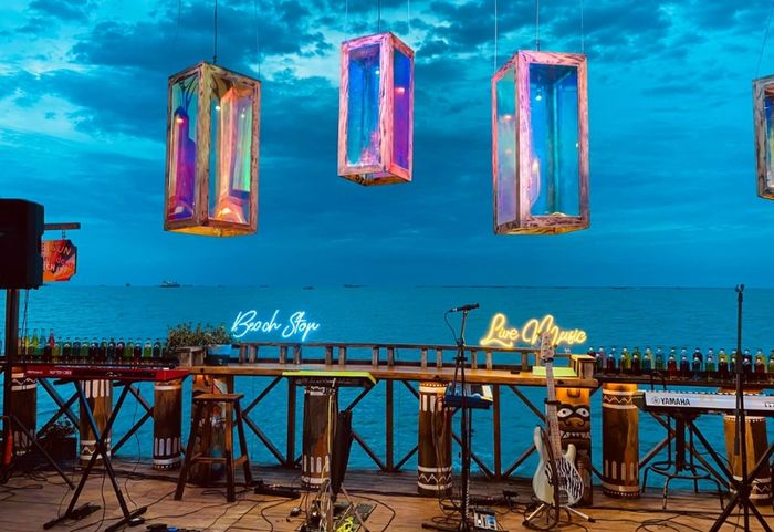 Beach Stop Lounge & Cafe, trải nghiệm hoàng hôn lãng mạn ở Vũng Tàu 9