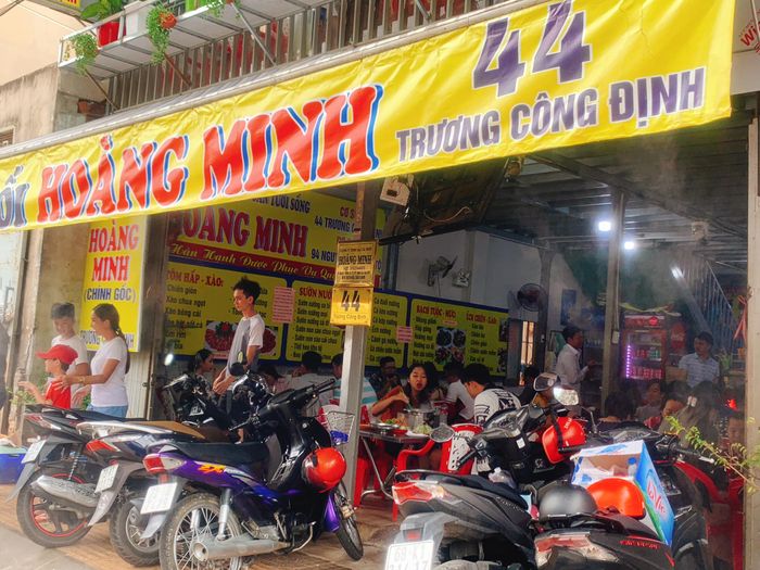 Lẩu cá đuối Hoàng Minh - Trương Công Định: Món đặc sản phổ biến ở Vũng Tàu