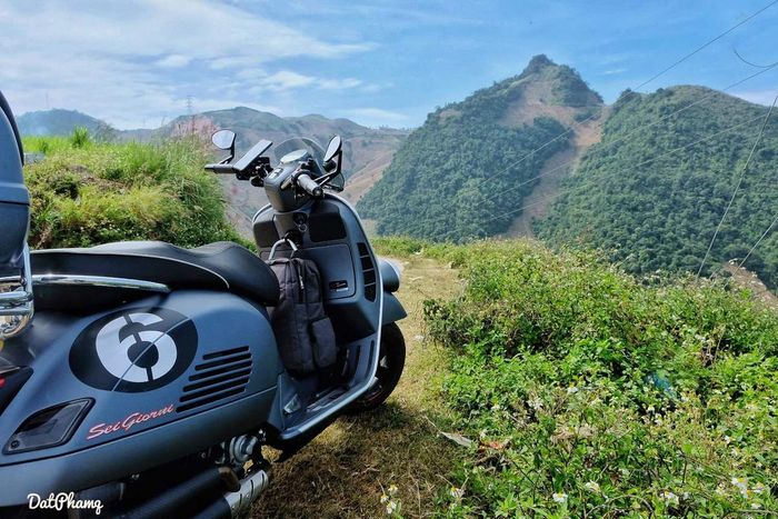 Review hành trình chinh phục lưng khủng long Tà Xùa cùng Vespa GTV 12