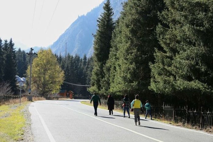 Urumqi nơi có đồng cỏ xanh tươi đẹp của Tân Cương Trung Quốc 8