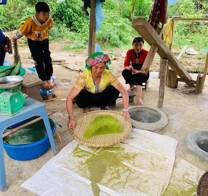 Hương cốm Tú Lệ - Món quà đặc trưng từ người Thái