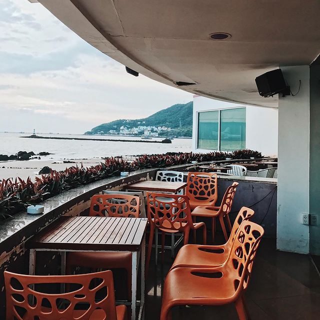 Cảm thấy hồn nhiên trước vẻ đẹp tuyệt vời của biển từ những quán cafe ven bờ Vũng Tàu 15