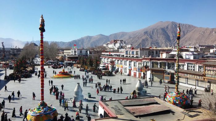 Khám phá thánh địa Lhasa linh thiêng trong chuyến du lịch Tây Tạng