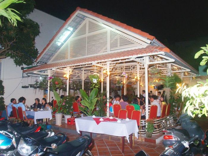 Vườn Phố - Thưởng thức ẩm thực ngon ở Vũng Tàu trong không gian thân quen, bình dị 5