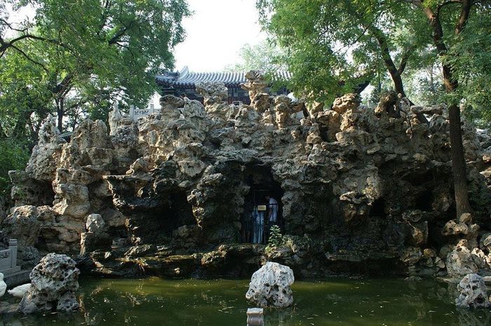 Ghé thăm Phủ Hòa Thân, nơi ở của một trong những tên tham quan khét tiếng trong lịch sử Trung Quốc.