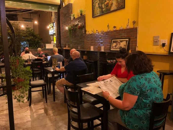 Simple Restaurant & Pub - Nơi Giao Thoa Văn Hóa Ẩm Thực Á Âu 6