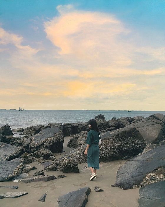 Bãi Vọng Nguyệt Vũng Tàu - Mê đắm với vẻ đẹp dịu dàng của vùng biển hoang sơ
