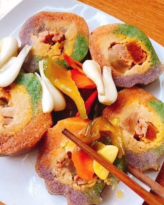 Thưởng thức đặc sản bánh tét Trà Cuôn nổi tiếng tại vùng đất Xứ dừa sáp 5