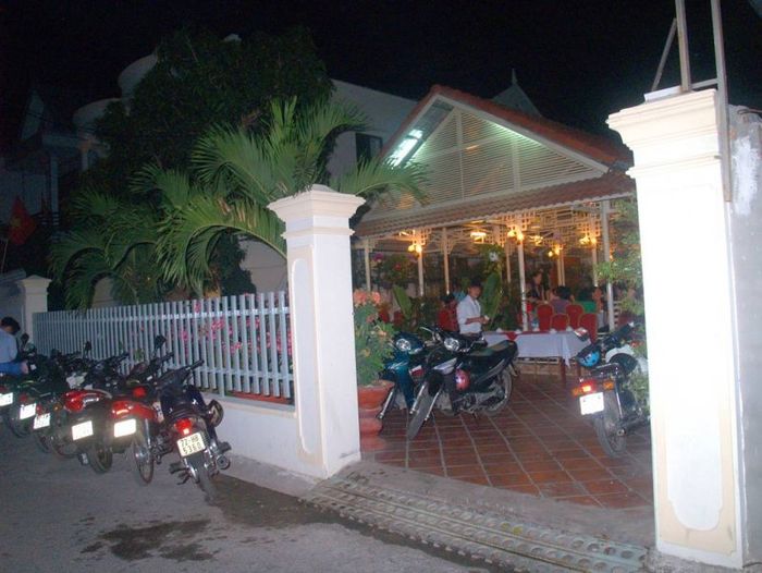 Vườn Phố - Nơi thưởng thức ẩm thực ngon ở Vũng Tàu trong không gian đơn giản, thân quen 3