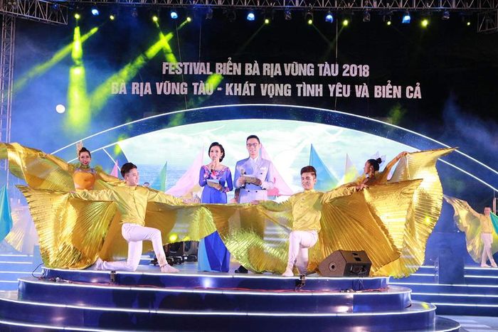Tham gia vào không khí sôi động của Festival biển Quốc Tế Vũng Tàu 2