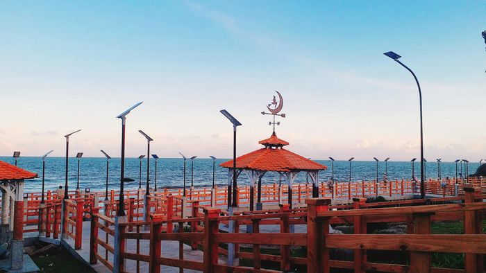 Trải nghiệm không gì sánh bằng khi đến Trân Châu Beach and Resort để thưởng ngoạn một kỳ nghỉ dưỡng độc đáo