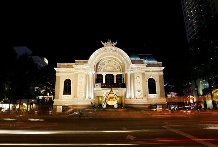 Quận 1 có gì để chơi? Hãy cùng Mytour.vn khám phá loạt điểm đến thú vị số mười