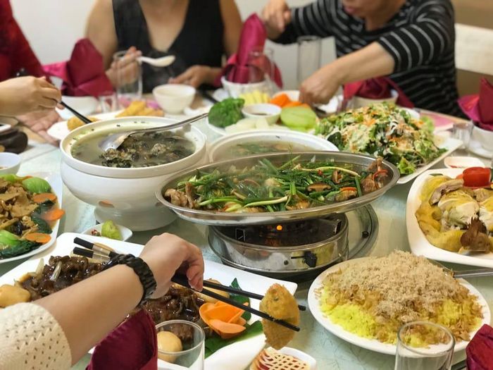 Thiên đường ẩm thực tại Nhà hàng Tùng Dương - Trải nghiệm không gian sang trọng