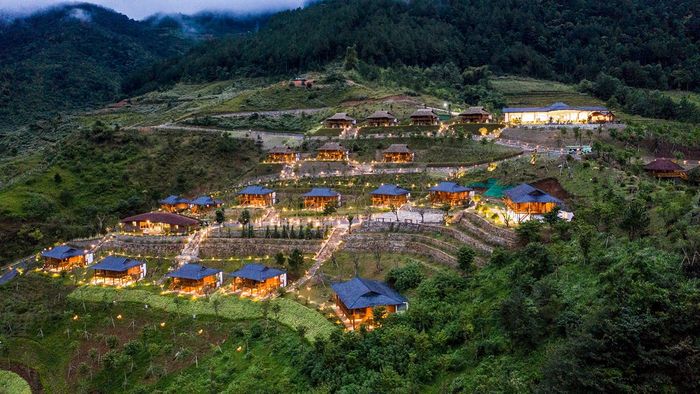 Tận hưởng trải nghiệm đẳng cấp tại Le Champ Tu Le Resort