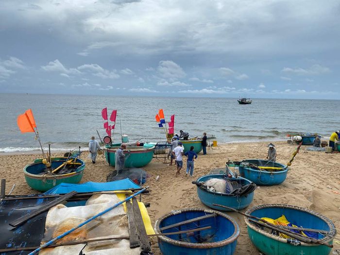 Khám phá biển Phước Hải - Bãi biển hoang sơ bị lãng quên ở Vũng Tàu 6