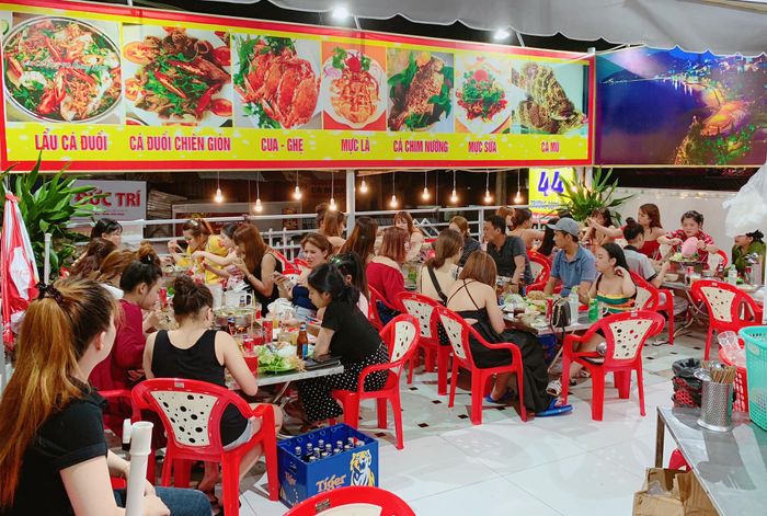 Lẩu cá đuối Hoàng Minh - Trương Công Định: Một trong những địa điểm không thể bỏ qua tại Vũng Tàu