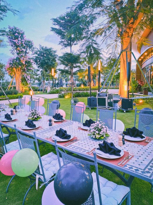 Ola Ola Nhà Hàng, Quán Bar và Cà Phê - Điểm đến không thể bỏ qua khi đến Vũng Tàu 10