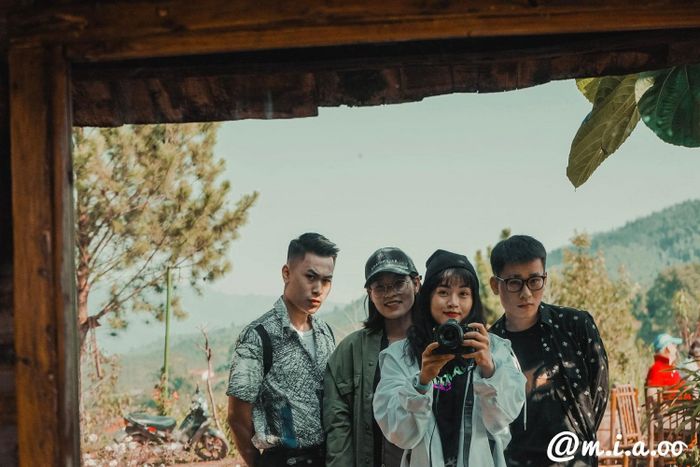 Đánh giá Mù Cang Chải với sự vui nhộn, tươi tắn cùng nhóm bạn thân 4