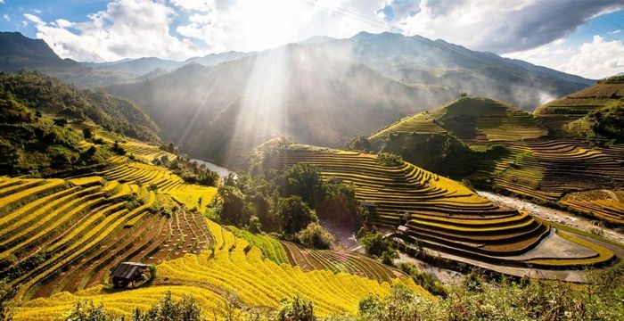 Chinh phục đỉnh cao, Review La Pán Tẩn đẹp si mê 9