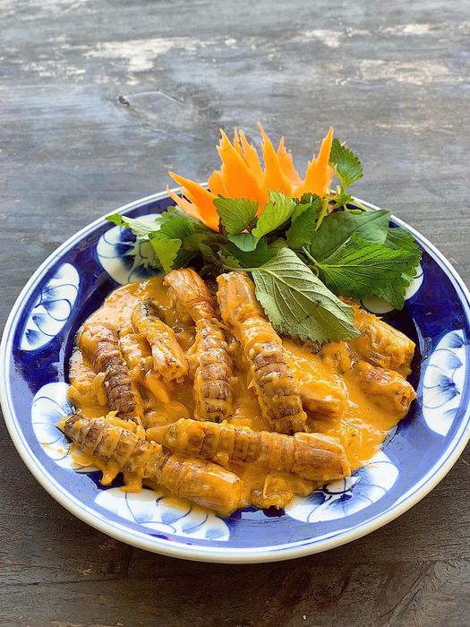 Mê mẩn với hương vị Thái ngọt ngào tại Ngon City ở Vũng Tàu, như lạc vào một không gian ẩm thực tuyệt vời.