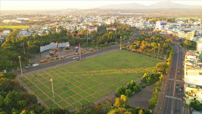 Top 10 điểm du lịch Pleiku đầy ấn tượng với vẻ đẹp hoang sơ của đại ngàn