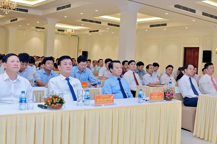 Trải nghiệm không gian sang trọng tại Nhà hàng Tùng Dương - Một điểm đến đáng khám phá