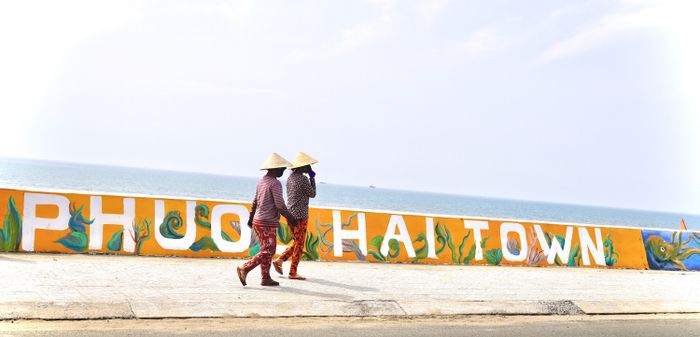 Khám phá biển Phước Hải - Bãi biển hoang sơ bị lãng quên ở Vũng Tàu 4
