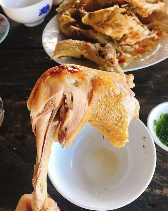 Chưa biết ăn gì khi đến Yên Bái? Đừng quên ghé qua Nhà hàng Minh Đức 2 nhé!