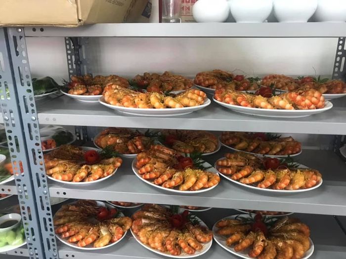 Nhà hàng Tùng Dương - Trải nghiệm không gian sang trọng tại nhà hàng 7
