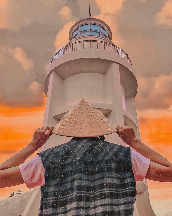 Bãi Sau Vũng Tàu - Đắm chìm trong vẻ đẹp yên bình giữa dòng biển xanh ngút ngàn.