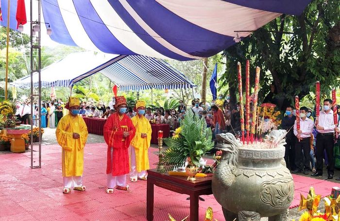 Lễ giỗ Bà Phi Yến - Sự kiện văn hóa đặc biệt của cộng đồng Côn Đảo 4