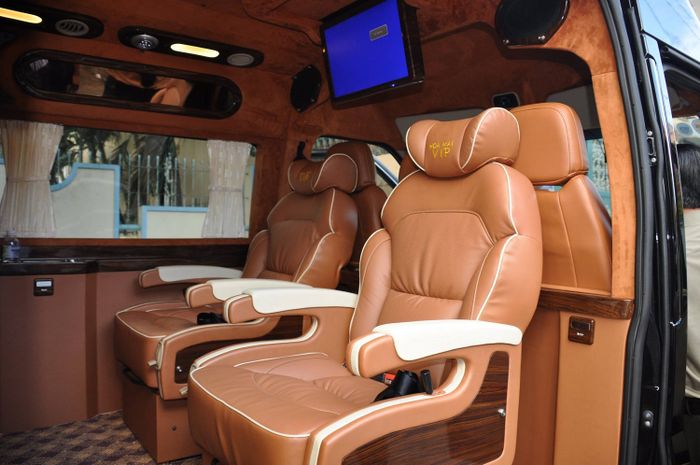 Di chuyển đến Vũng Tàu chưa bao giờ dễ dàng đến thế với top 9 xe Limousine cực chất 4