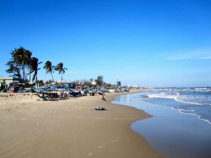 Khám phá biển Phước Hải - Bãi biển hoang sơ bị lãng quên ở Vũng Tàu 7