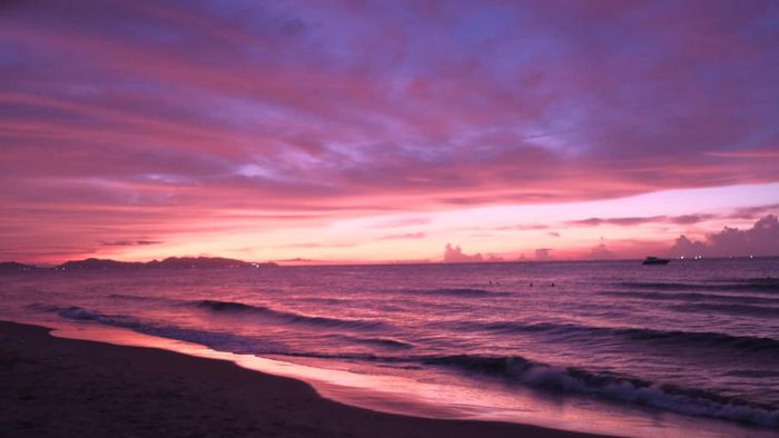 Bình minh trên biển Vũng Tàu đẹp ngỡ ngàng, tạo nên khoảnh khắc kỳ diệu khi đất trời hòa quyện 2