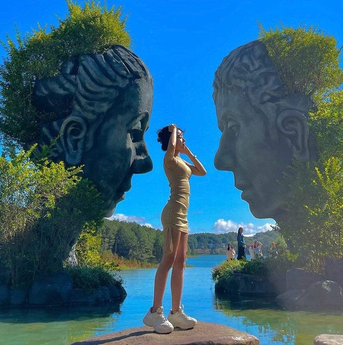 Kinh nghiệm check-in tại Hồ Vô Cực - Điểm đến phổ biến nhất Đà Lạt 7