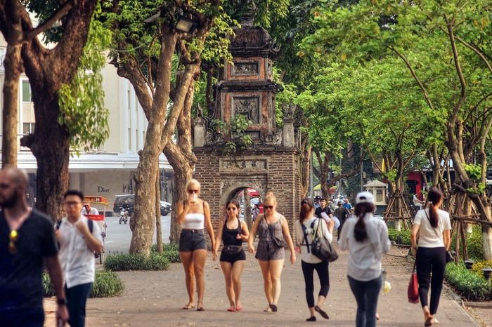 Đền Chùa Báo Ân Hà Nội