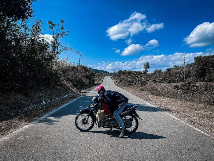 Trải nghiệm hành trình offroad, trekking đến Thác K50 qua dãy núi rừng đại ngàn