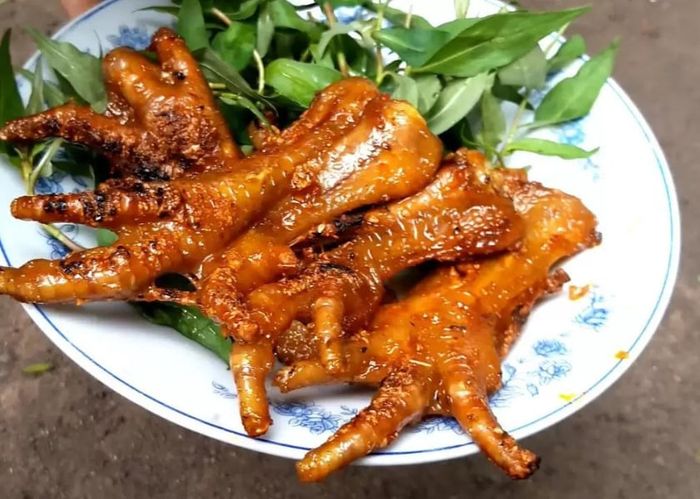 Chân gà nướng Hà Nội