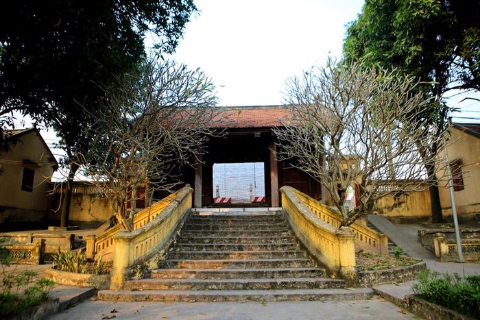 Làng Đông Ngạc
