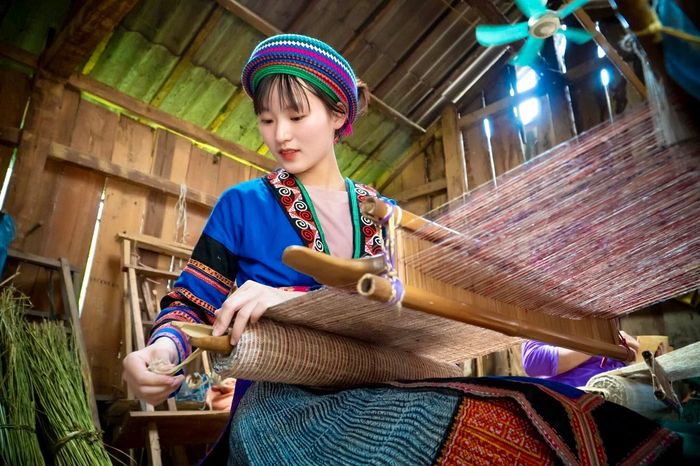 Thung lũng Sủng Là - Bức tranh tươi sáng giữa vùng cao nguyên đá