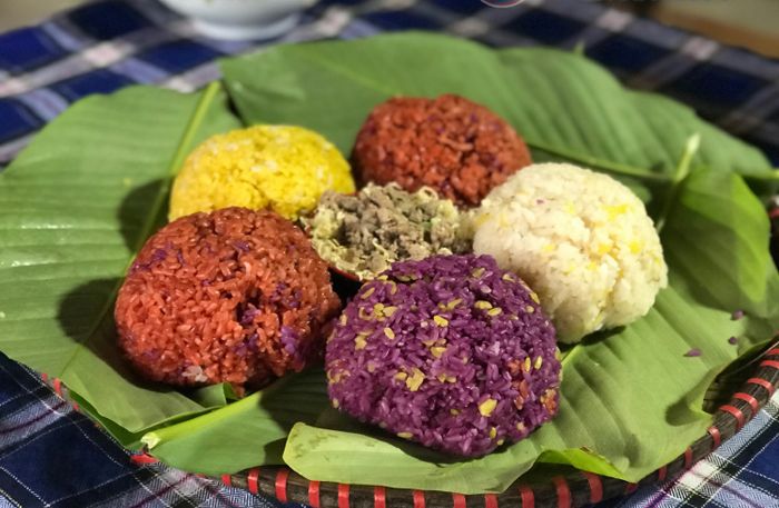 Tan chảy trước hương vị thơm ngon, đậm đà của xôi ngũ sắc Hà Giang 3