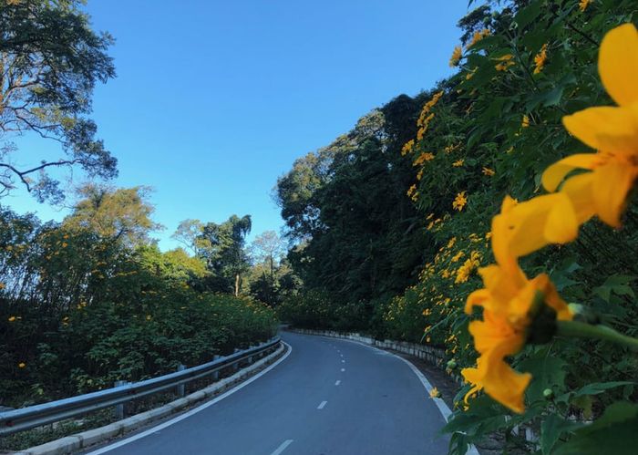 Ba Vì nằm ở đâu