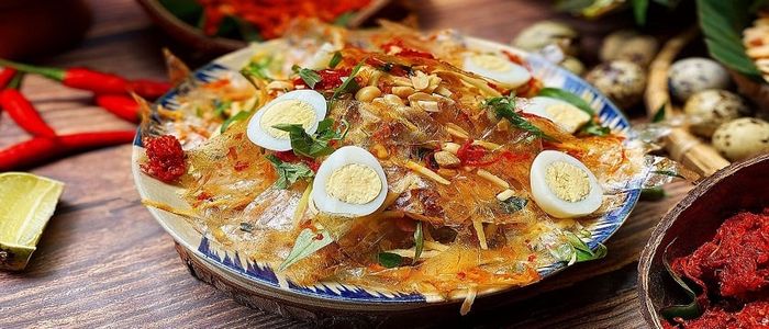 Bánh tráng trộn Nha Trang - Một biểu tượng ẩm thực của thành phố biển